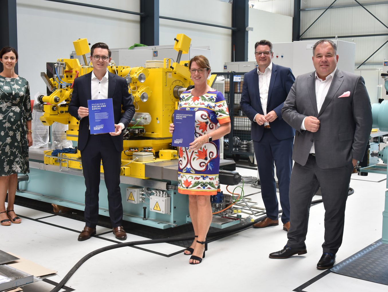 Erster Award verliehen: Innovationspreis "Rheinland Genial" geht an DIRKRA Sondermaschinenbau GmbH in Stolberg