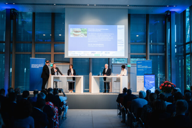 Metropolregion Rheinland (MRR) _ Parlamentarischer Abend Berlin 2024 (143)
