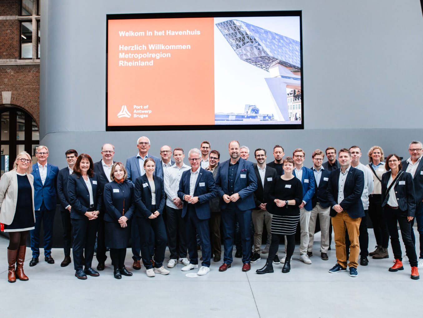 Grenzüberschreitende Zusammenarbeit beim Thema Carbon Management – Der Arbeitskreis Energie und Transformation zu Gast beim Port of Antwerp-Bruges