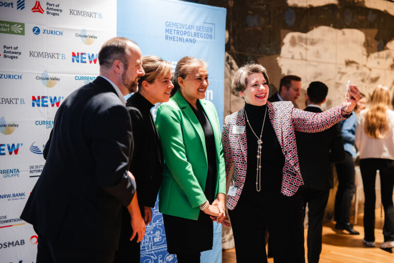 2024_ Parlamentarisches Frühstück im Landtag Nordrhein-Westfalen _ Metropolregion Rheinland (66)