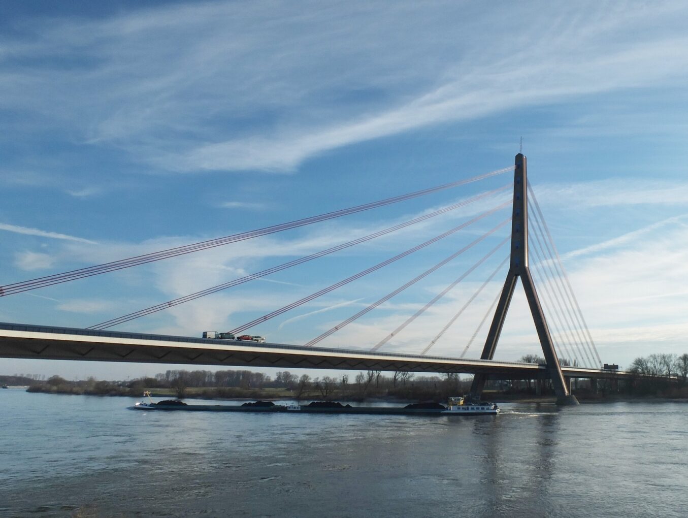 Bund-Länder-Kommission befürwortet Initiative der Metropolregion Rheinland zur regionalen Strategieentwicklung „Rheinland 2040“– Rheinbrücken als Schlüsselthema für vernetzte Räume, Mobilität und Kooperation